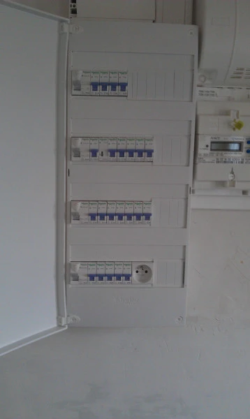 Installation, dépannage, interphonie